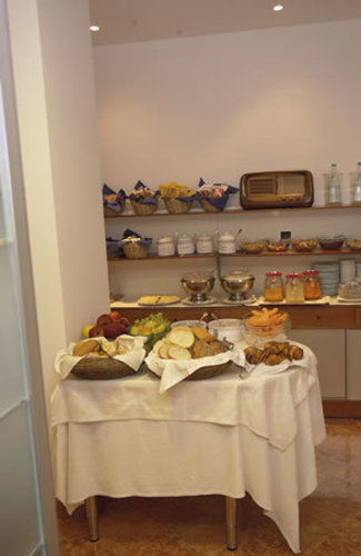 Al Caval Hotel